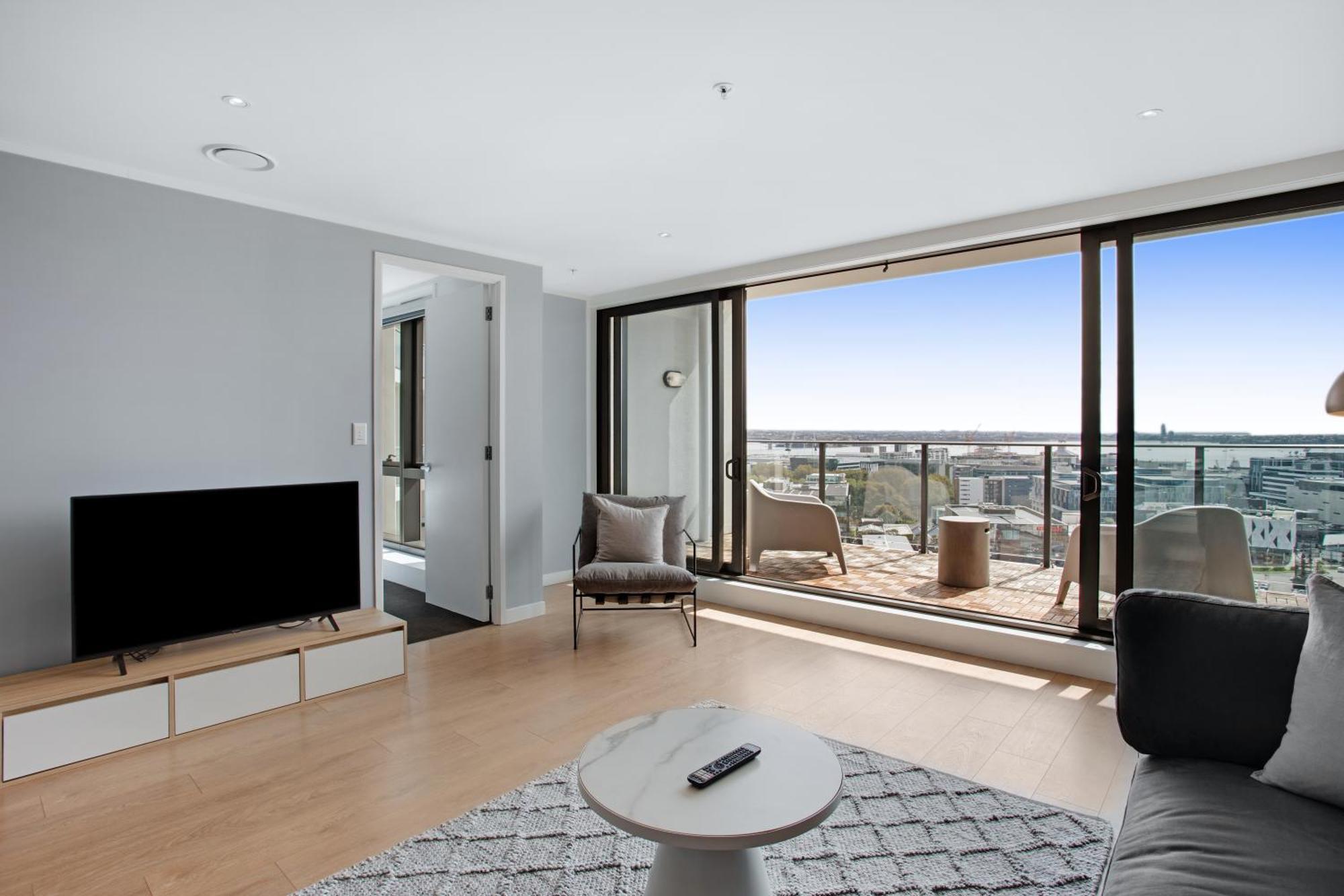 Skyline Serenade Apt With Skycity View And Parking Auckland Exterior photo